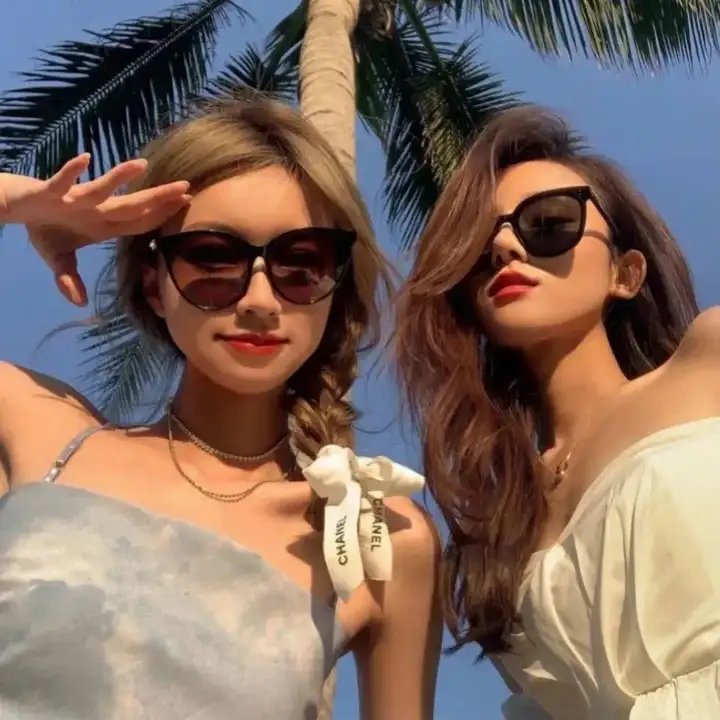 潜入豪门，我被哥哥宠翻了